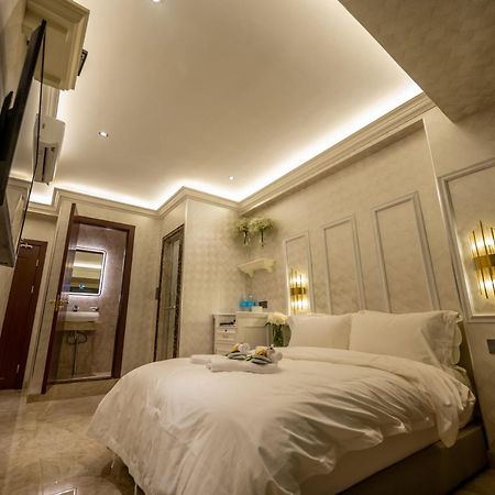 A Residence @ Between Hilton & Cititel Hotel Kota Kinabalu Bagian luar foto