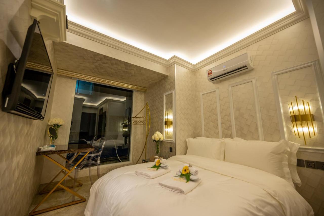 A Residence @ Between Hilton & Cititel Hotel Kota Kinabalu Bagian luar foto